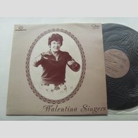 nw000422 (WALENTINA SINGERS — Walentina Singers)