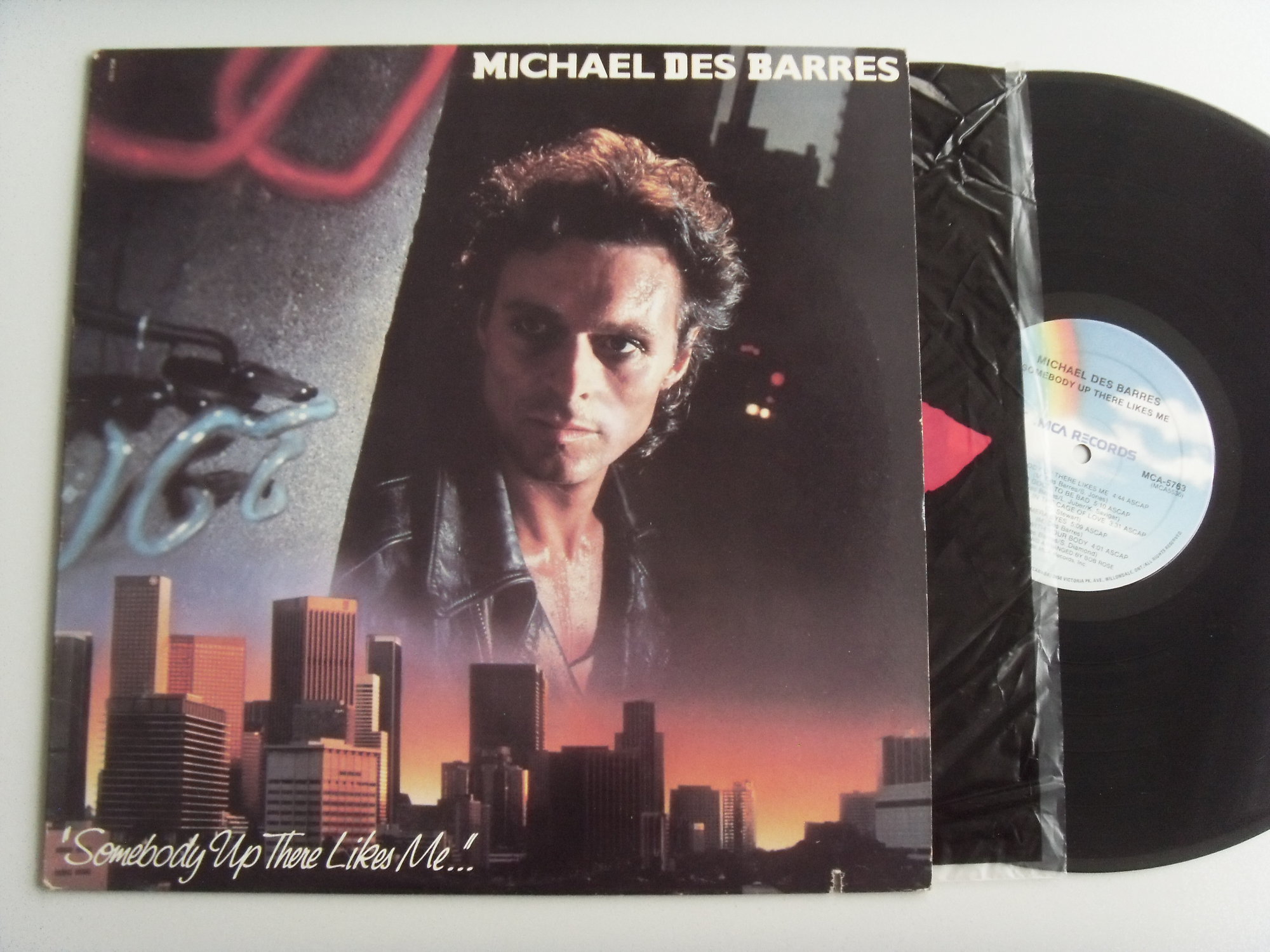 Michael DES BARRES Somebody up there likes me...