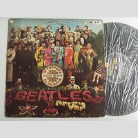 nw000901 (BEATLES — Sgt. Pepper's Lonely Hearts Club Band Stereo & mono)